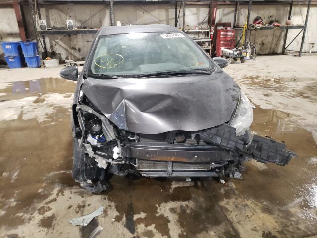 2016 TOYOTA PRIUS C JTDKDTB37G1118461