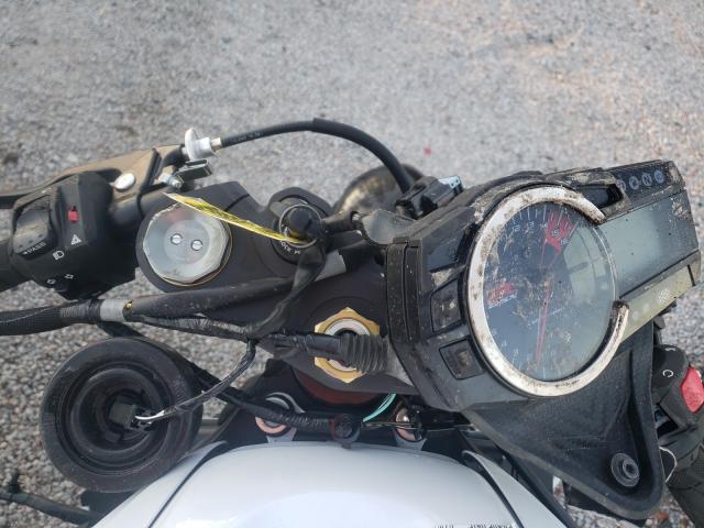 2017 SUZUKI GSX-R750 JS1GR7MA2H2101891