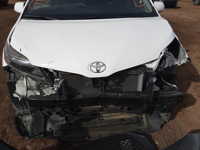 2016 TOYOTA SIENNA SE 5TDXK3DC3GS721354