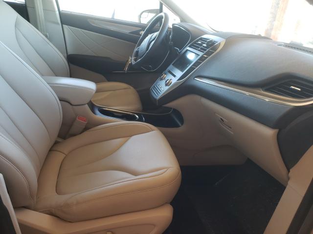 2017 LINCOLN MKC PREMIE 5LMCJ1C95HUL45774