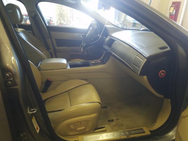 2013 JAGUAR XF SAJWJ0EF7D8S88175