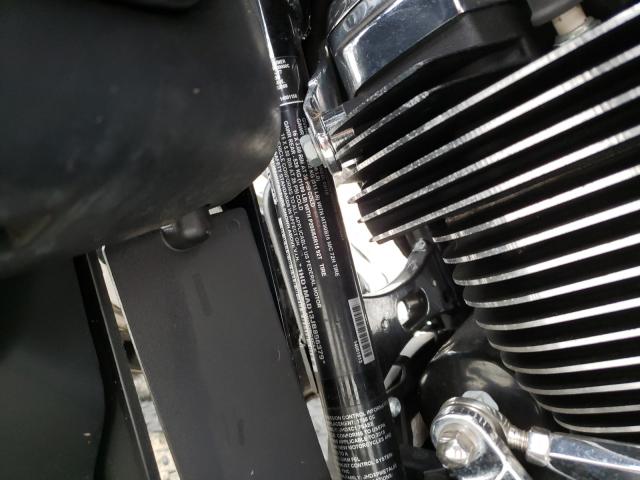 2018 HARLEY-DAVIDSON FLHTCUTG 1HD1MAD13JB856379