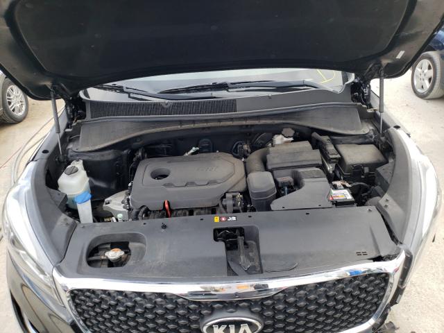 2017 KIA SORENTO LX 5XYPG4A30HG317681
