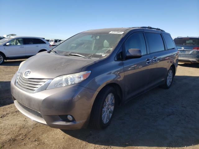 Toyota Sienna XLE 2014