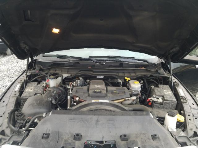 2017 RAM 3500 SLT 3C63RRHL8HG751805