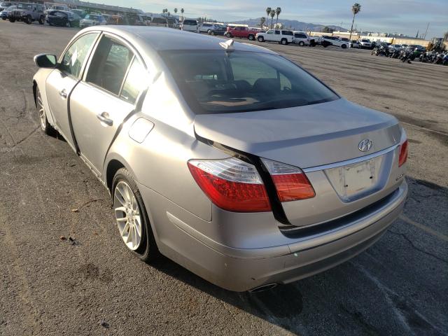 2011 HYUNDAI GENESIS KMHGC4DE4BU137906