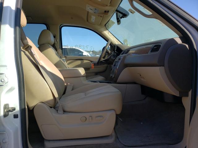 2011 CHEVROLET SUBURBAN C 1GNSCJE01BR351150