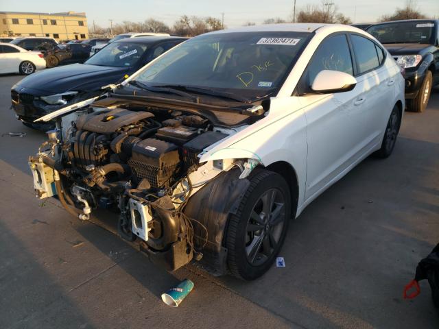 2017 HYUNDAI ELANTRA 5NPD84LF1HH060434