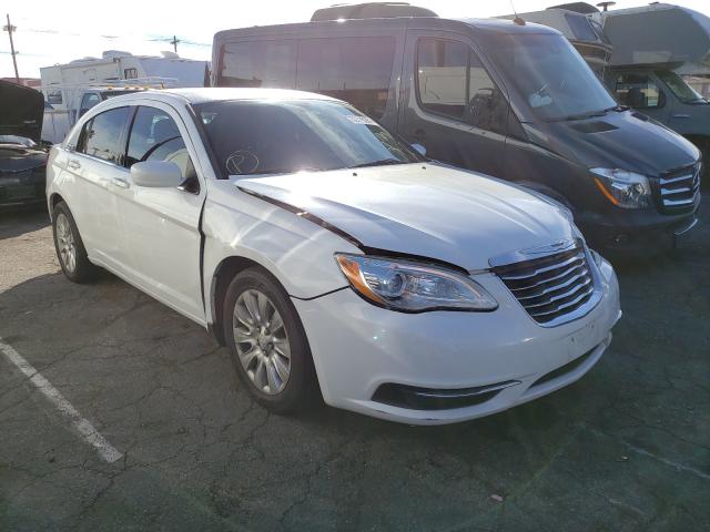 2014 chrysler 200 white