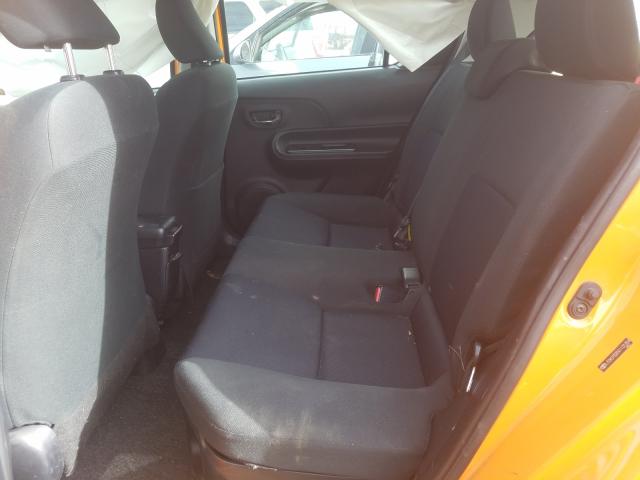 2016 TOYOTA PRIUS C JTDKDTB35G1131354
