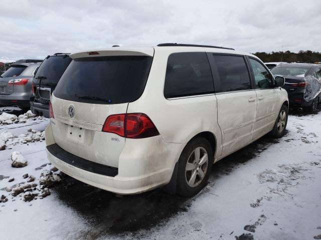 2011 VOLKSWAGEN ROUTAN SEL 2V4RW5DG8BR668508