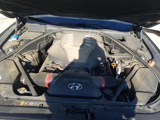 2015 HYUNDAI GENESIS 5. KMHGN4JF3FU024154