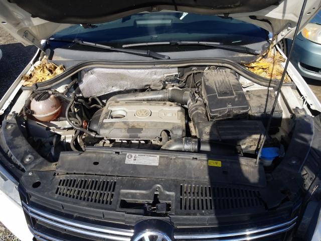 2013 VOLKSWAGEN TIGUAN S - WVGAV3AX2DW589814