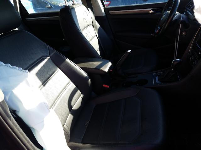2017 VOLKSWAGEN PASSAT R-L 1VWDT7A38HC062683