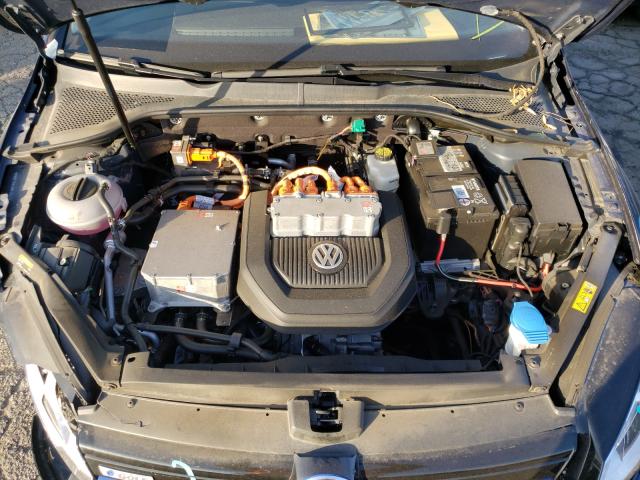 2016 VOLKSWAGEN E-GOLF SE - WVWKP7AUXGW916626