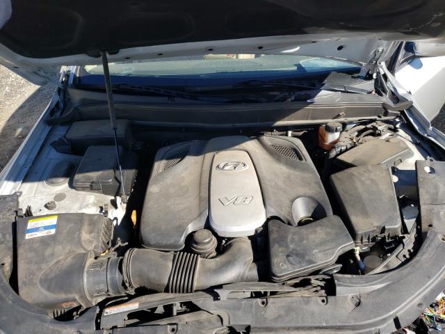 2011 HYUNDAI GENESIS 4. KMHGC4DF0BU131223