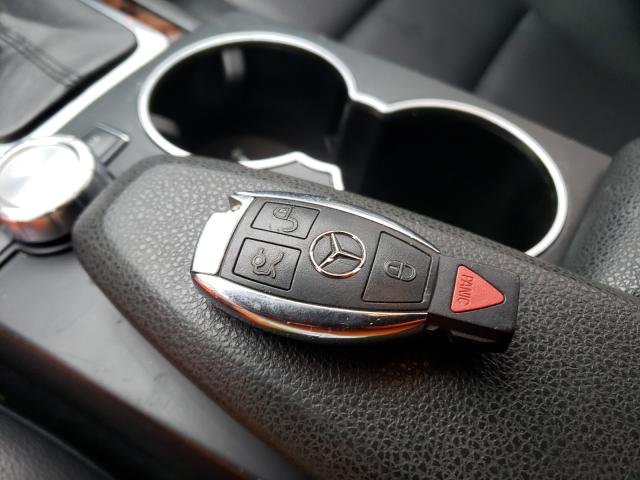 2012 MERCEDES-BENZ C300 WDDGF8BB9CA644420