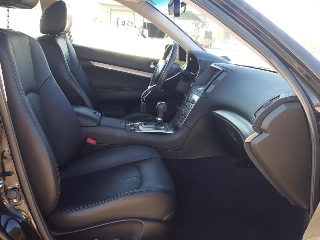 2015 INFINITI Q40 JN1CV6AR8FM650214