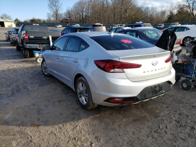 2019 HYUNDAI ELANTRA SE KMHD84LF4KU744225