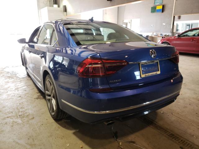 2017 VOLKSWAGEN PASSAT R-L 1VWDT7A36HC068448