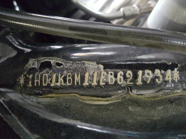 2014 HARLEY-DAVIDSON FLHX STREE 1HD1KBM11EB621934