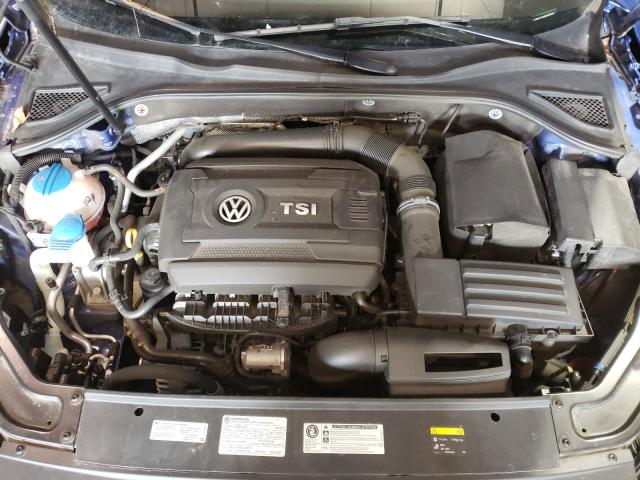 2017 VOLKSWAGEN PASSAT R-L 1VWDT7A36HC068448