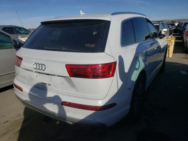 VIN WA1LHAF72KD026606 2019 Audi Q7, Premium Plus no.4