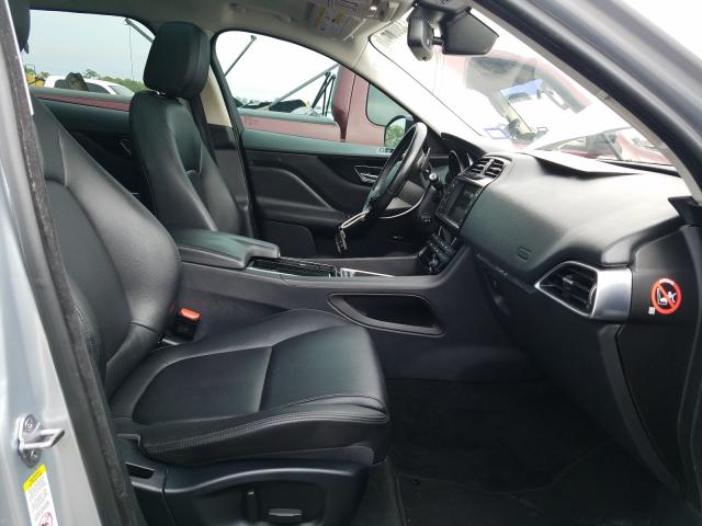 2018 JAGUAR F-PACE PRE SADCJ2FX8JA269003