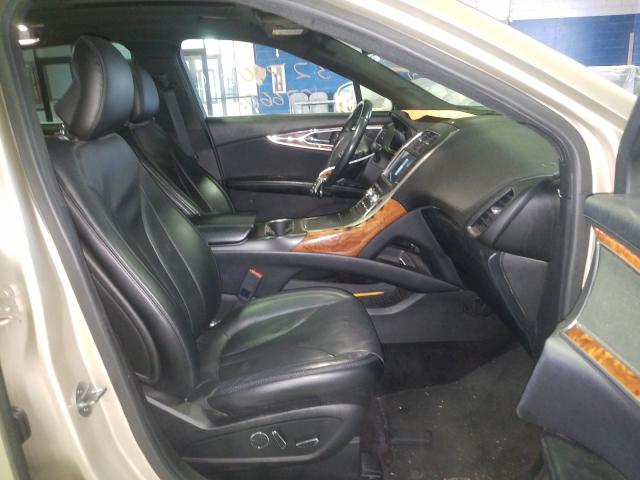 2017 LINCOLN MKX RESERV 2LMPJ8LR8HBL18642