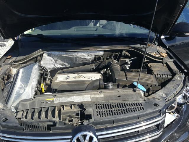 2017 VOLKSWAGEN TIGUAN WOL WVGRV7AX8HK004273