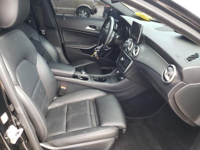 2017 MERCEDES-BENZ GLA 250 4M WDCTG4GB9HJ284638