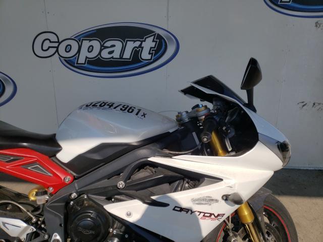 2013 TRIUMPH MOTORCYCLE DAYTONA 67 - SMTA02YK2DJ581198