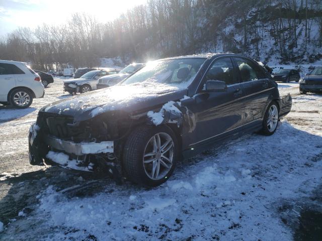 2013 MERCEDES-BENZ C300 4 MAT WDDGF8AB8DR251996
