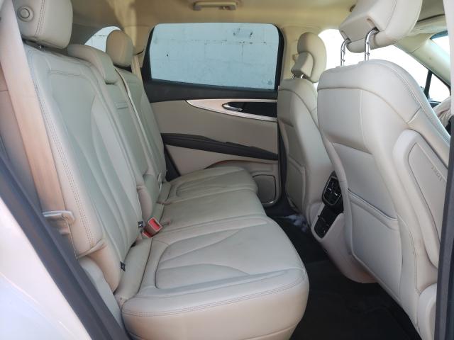2018 LINCOLN MKX PREMIE 2LMPJ8JR1JBL36425