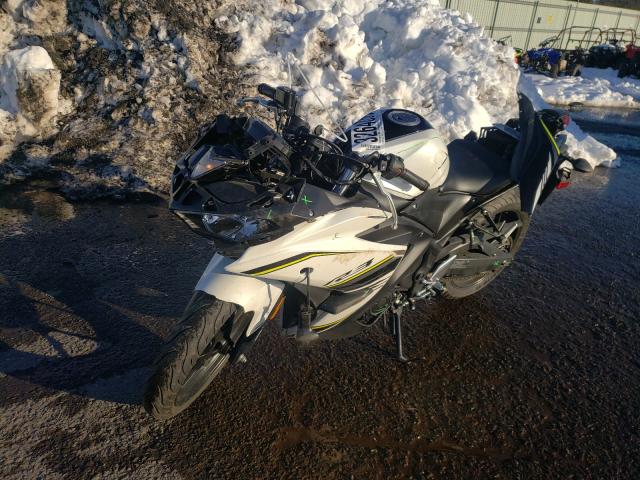 2017 YAMAHA YZFR3 A MH3RH15Y0HK002532