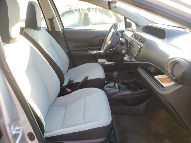 2017 TOYOTA PRIUS C JTDKDTB36H1592855