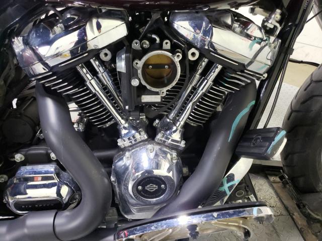 2019 HARLEY-DAVIDSON FLHR 1HD1FBC19KB621360