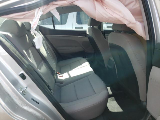 2018 HYUNDAI ELANTRA SE 5NPD74LF5JH221683