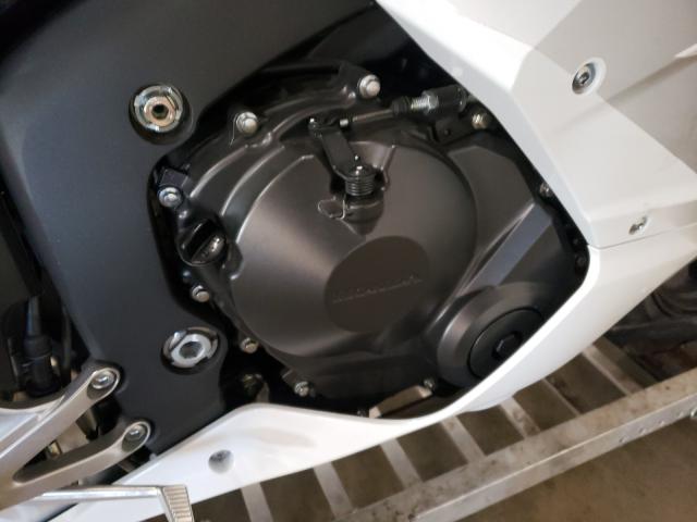 2016 HONDA CBR600 RR - JH2PC40J3GK200978