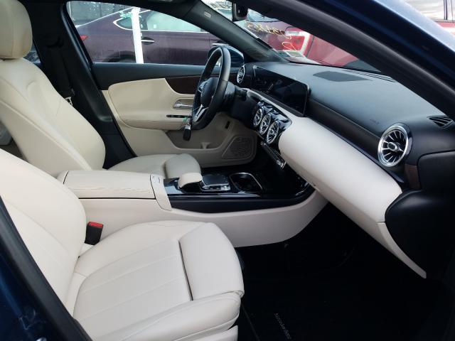 2019 MERCEDES-BENZ A 220 4MAT WDD3G4FB0KW031263