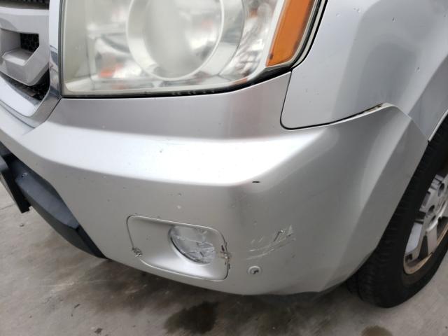 2010 HONDA PILOT TOUR 5FNYF3H88AB008489