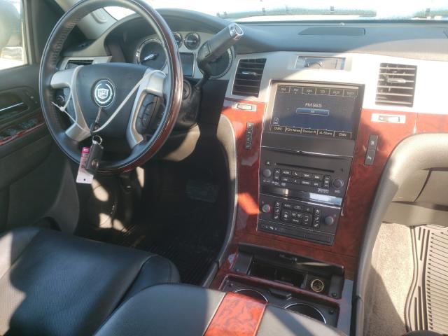 2011 CADILLAC ESCALADE 1GYS3AEF4BR379547