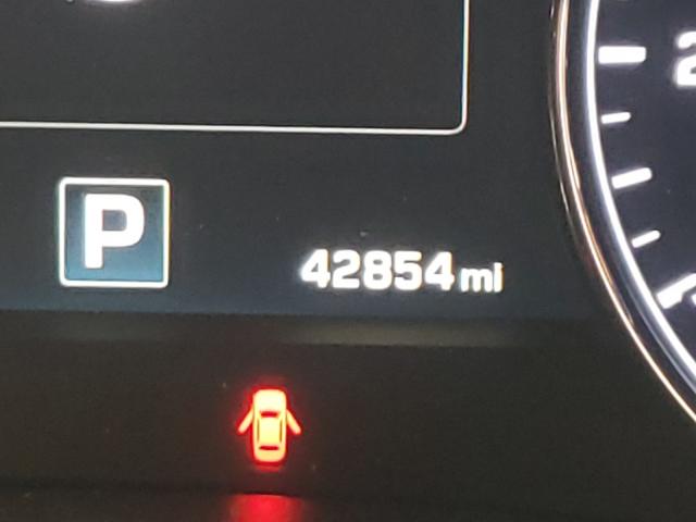 2015 HYUNDAI GENESIS 5. KMHGN4JF2FU050311