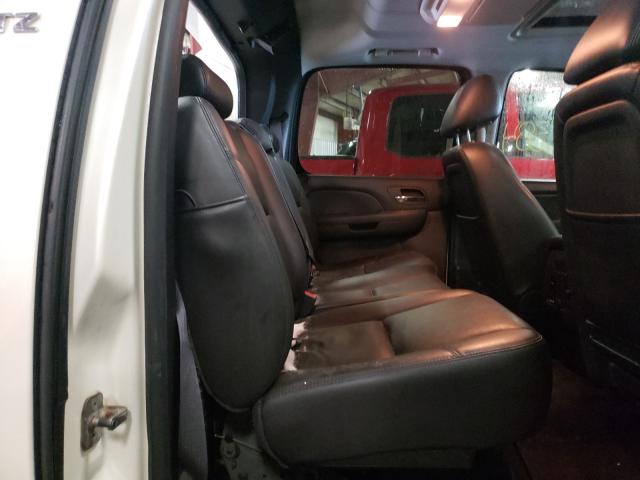 2011 CHEVROLET AVALANCHE 3GNTKGE37BG319405