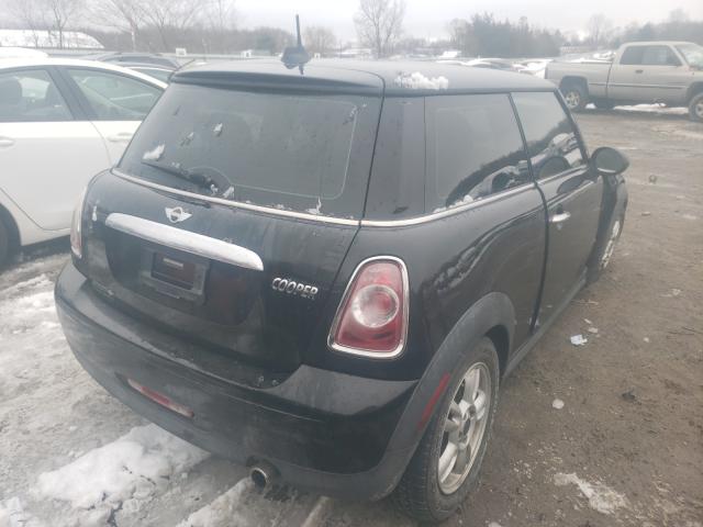 2011 MINI COOPER WMWSU3C57BT097072