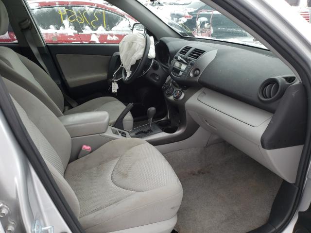2011 TOYOTA RAV4 JTMBF4DV1B5045877