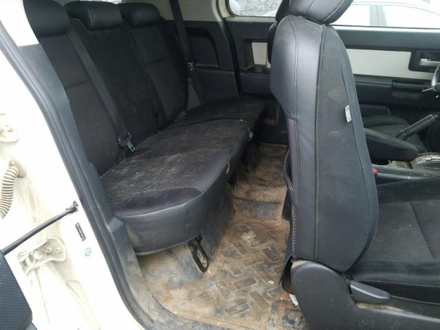 2010 TOYOTA FJ CRUISER JTEBU4BF9AK074931