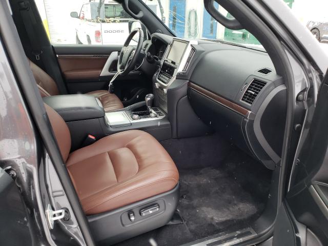 2017 TOYOTA LAND CRUIS JTMCY7AJ0H4051413