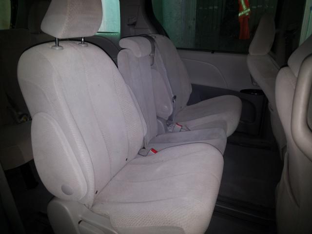 2012 TOYOTA SIENNA LE 5TDKK3DC8CS279367