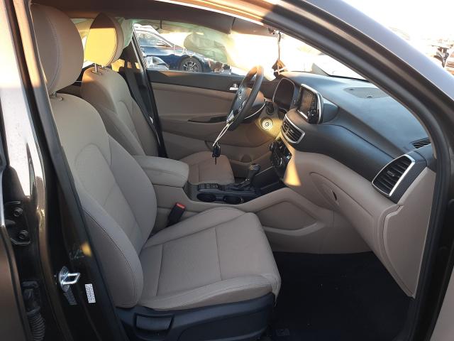 2019 HYUNDAI TUCSON SE KM8J23A48KU019100